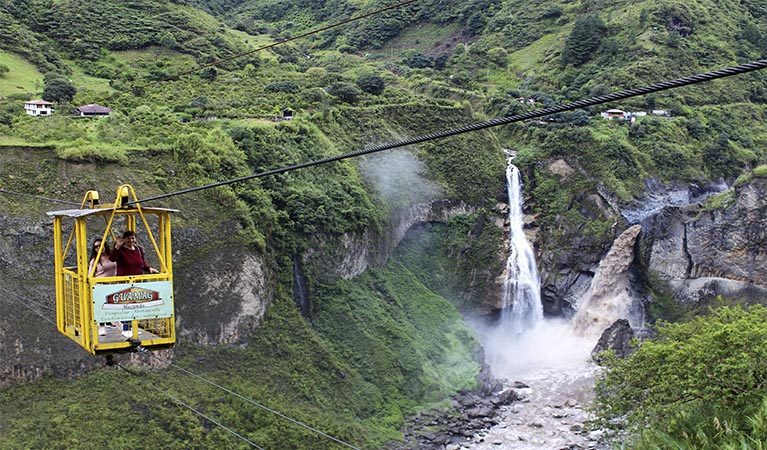 treehouse banos ecuador