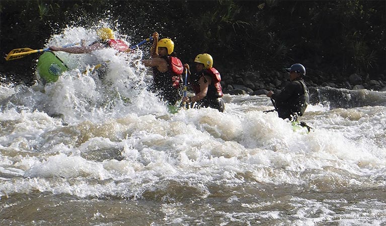 river rafting banos